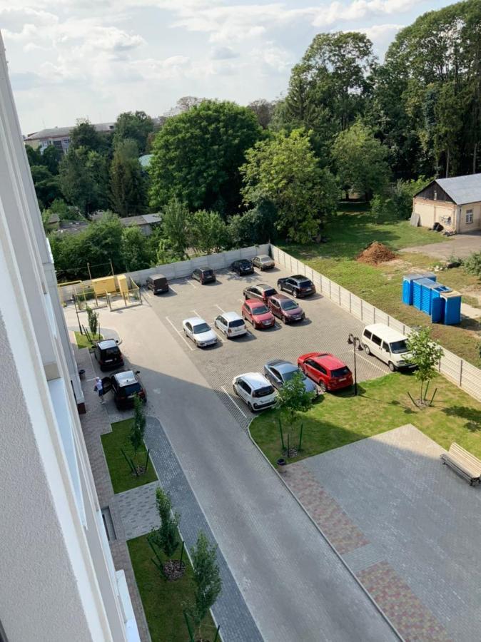 Дизайнерський Ремонт&Центр& Vip, Електрозаправка На Території Будинку Rivne Eksteriør billede